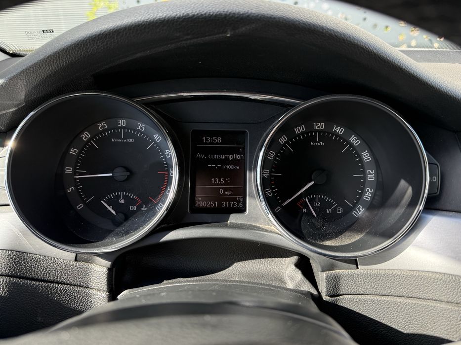 Skoda Superb 2  2.0 TDI