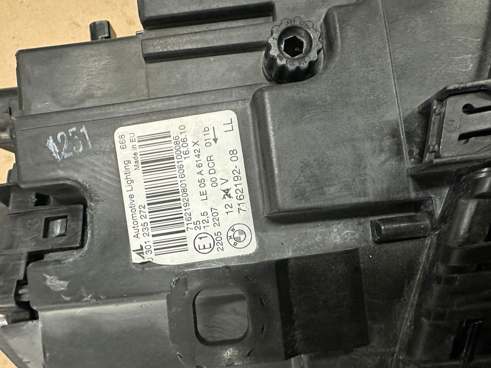 десен фар за bmw x3 e83 LCI 7162192