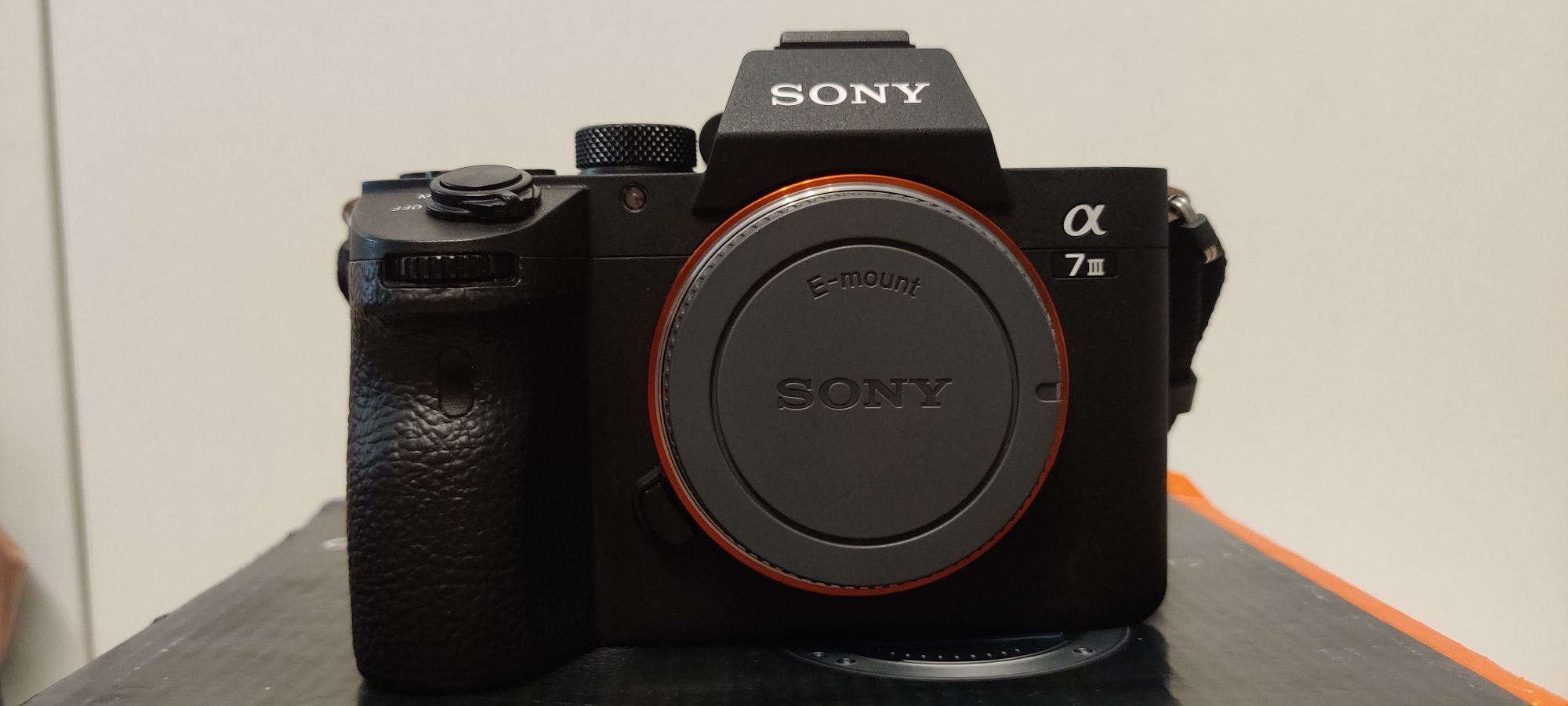 Sony a7iii + obiectiv 24-105 f4 garanție 2027, 6000 cadre