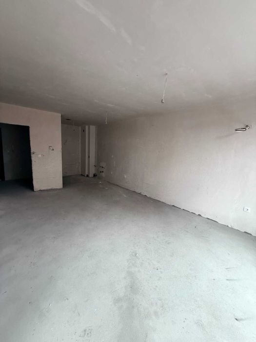 Продава се Двустаен апартамент в Пловдив, Христо Смирненски - 70 кв.м за 1572 €/кв.м - Снимка #1