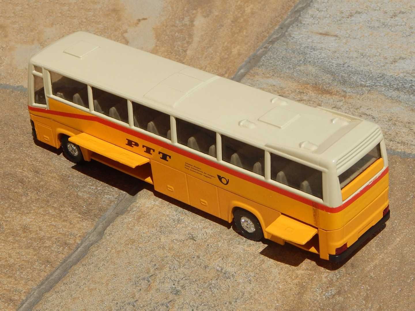 Macheta autobuz autocar Volvo B10M 1985 scara 1:50 Joal Spania