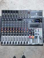 Mixer audio Behringer xenyx x1832 USB