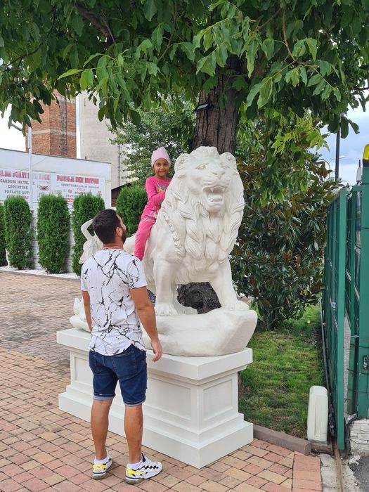 Leu mare din beton,leu din beton,set statuete lei din beton