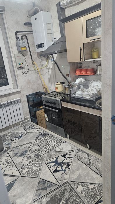 Квартира 2 хонали сотилади
