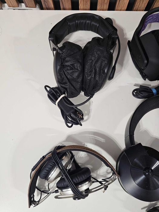 Casti Sony Edifier Lenovo Sennheiser Logitech BeyerDynamic Skullcandy