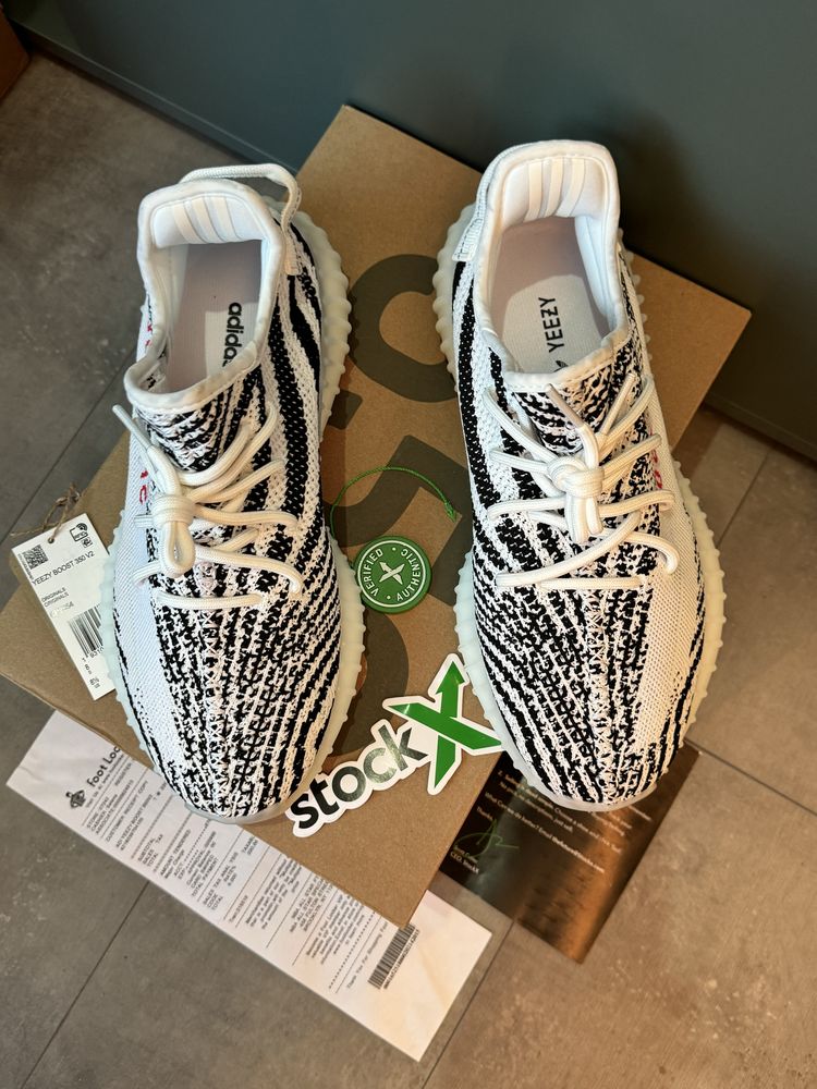 Yeezy Boost 350 V2 Zebra , Poze Reale marimi 36-47