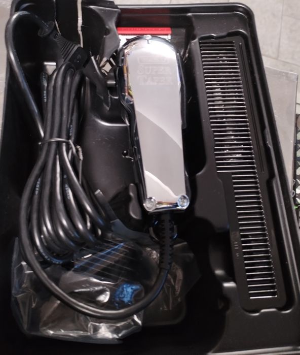 Mașina de tuns Wahl Chrome Super Taper - Tăieri precise - Ajustare ușo