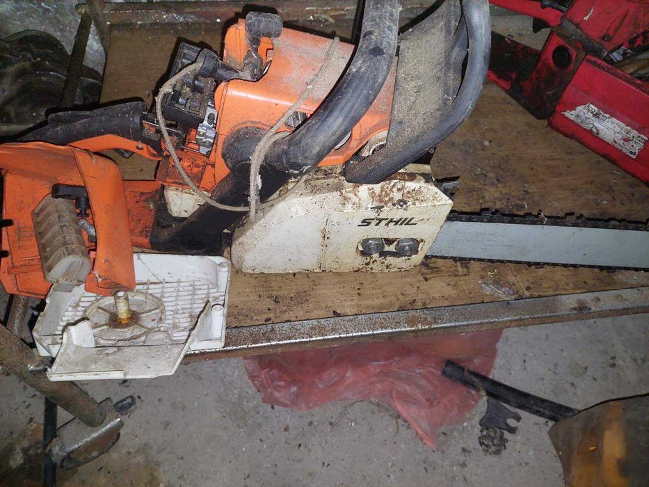 4 резачки за дърва – 2 Partner + 2 китайски – за части