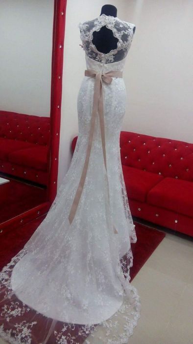 Lichidare stoc magazin rochii mireasa