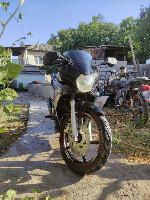 Мотоцикл городской байк Riser 200куб сбалансированный мотор