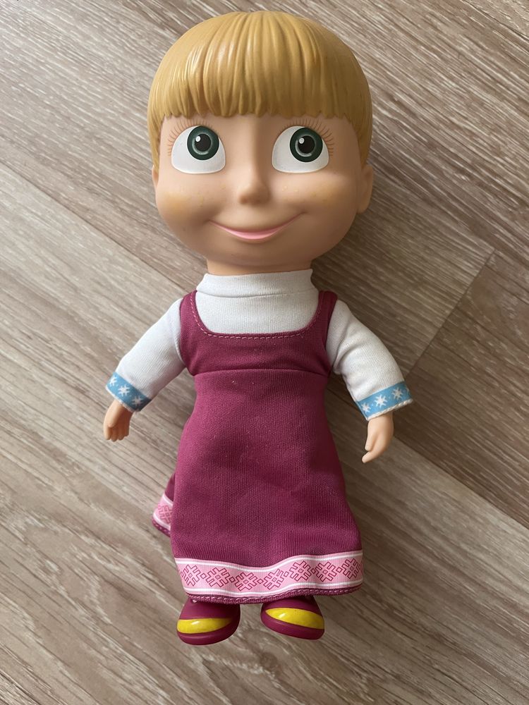 Кукла Маша