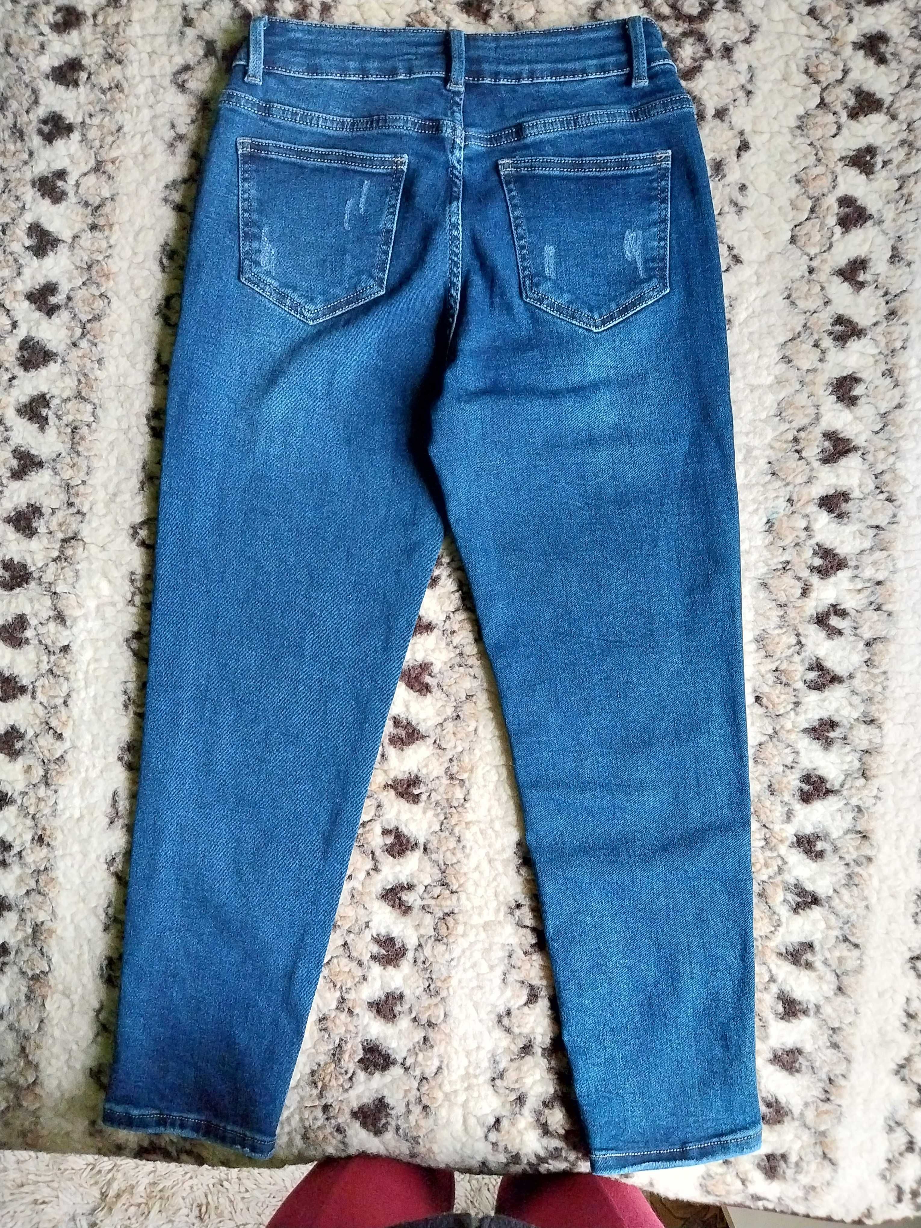Дамски сиви дънки ,и клин Lee Cooper