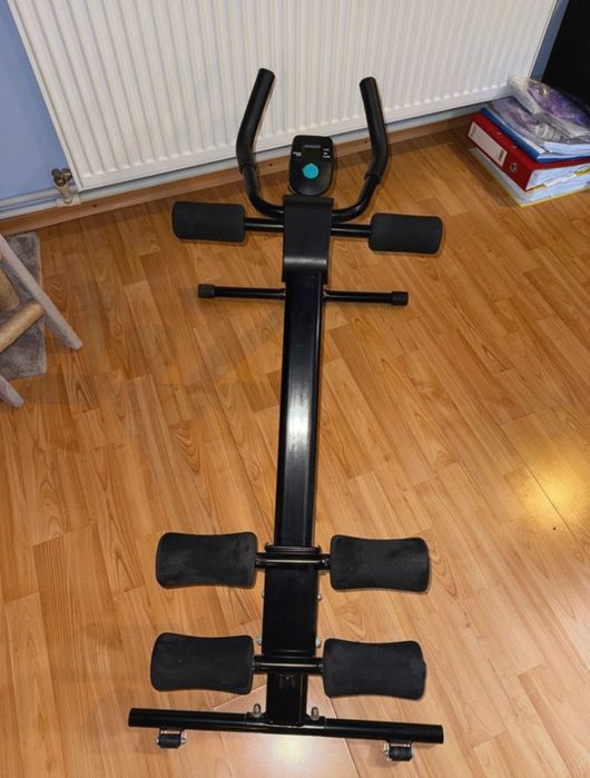 Aparat pt abdomene si fesieri Techfit