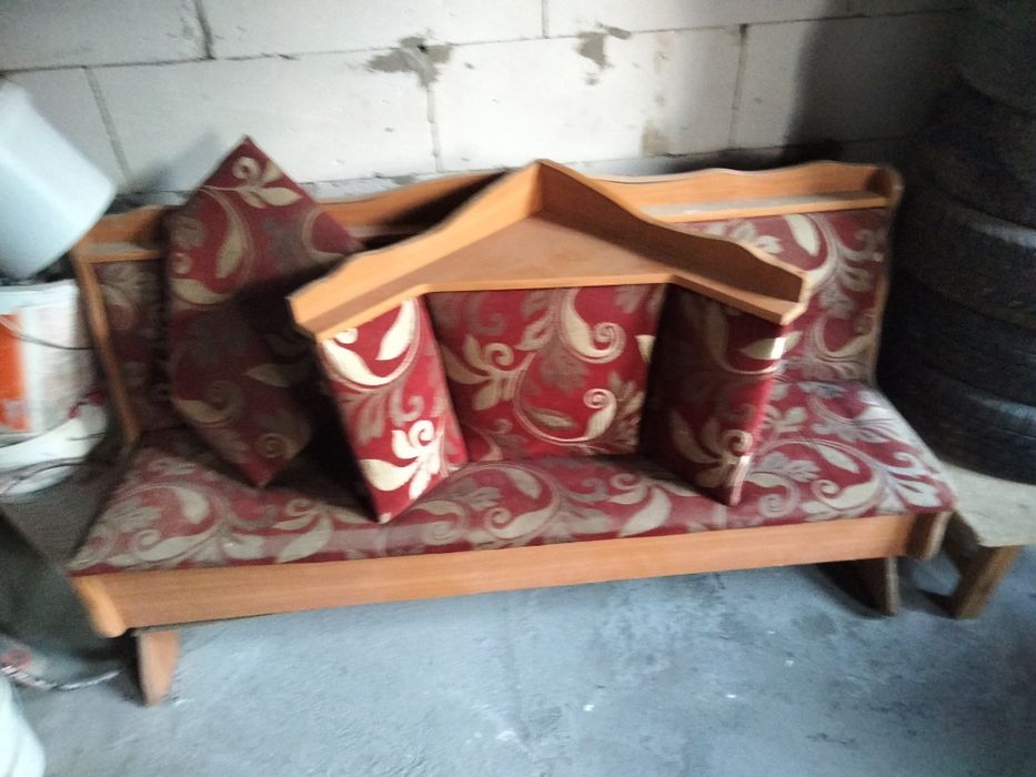 Кухонный стол отыргышымен