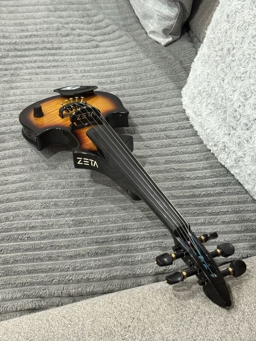 Vioara Zeta 5 corzi pe cuie