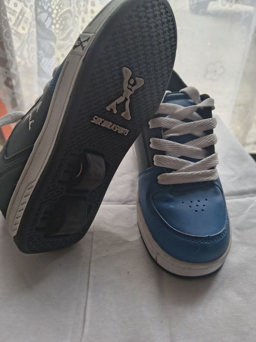 Adidași cu role Sidewalk Sport Street 32