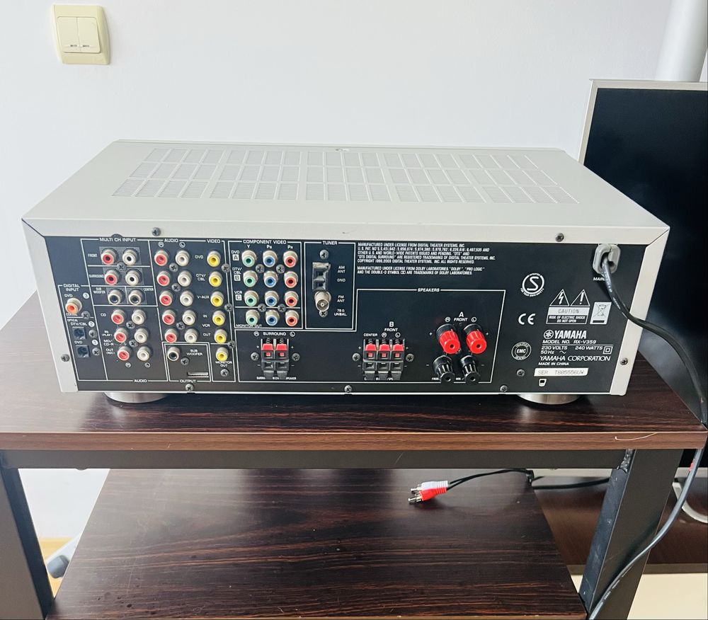 Receiver 5.1 Yamaha RX V359