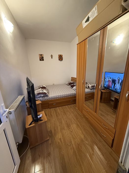 VAND garsoniera (40mp) cu 2 camere. URGENT!