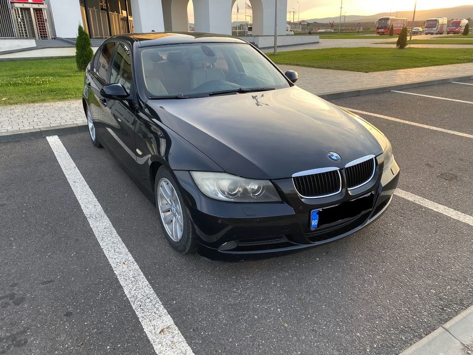 BMW E90 320 i de vanzare