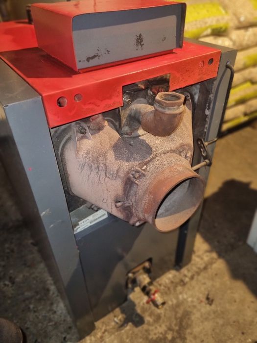 Vând centrală termică pe lemn, Viadrus Hercules U22 de 30 kw.