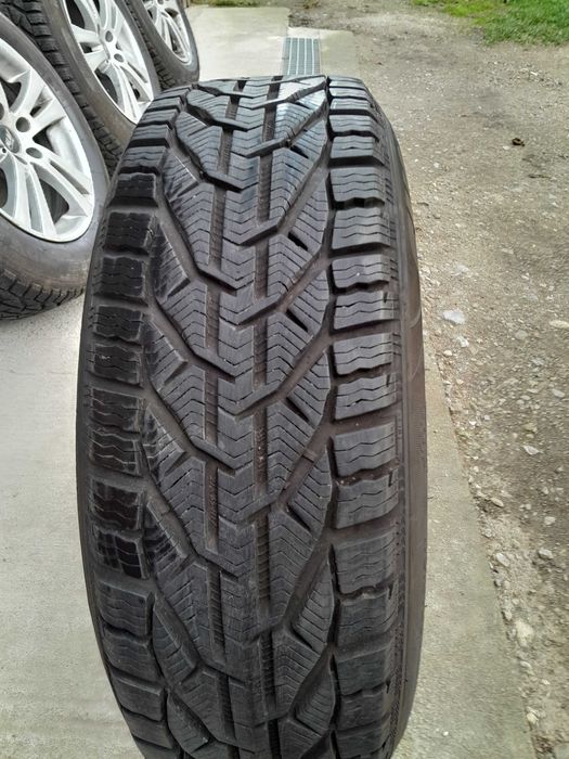 Vand set de Jante r17 cu amvelope de iarnă