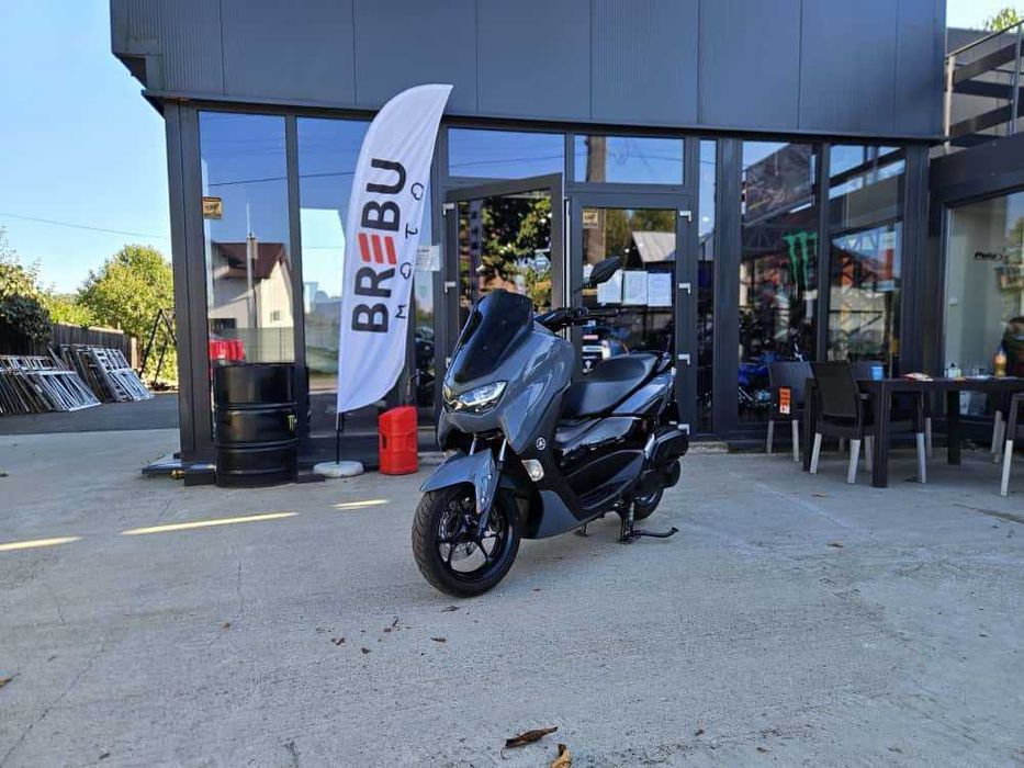 Yamaha NMax 125 model 2023-se conduce cu B-rulat 4277 km