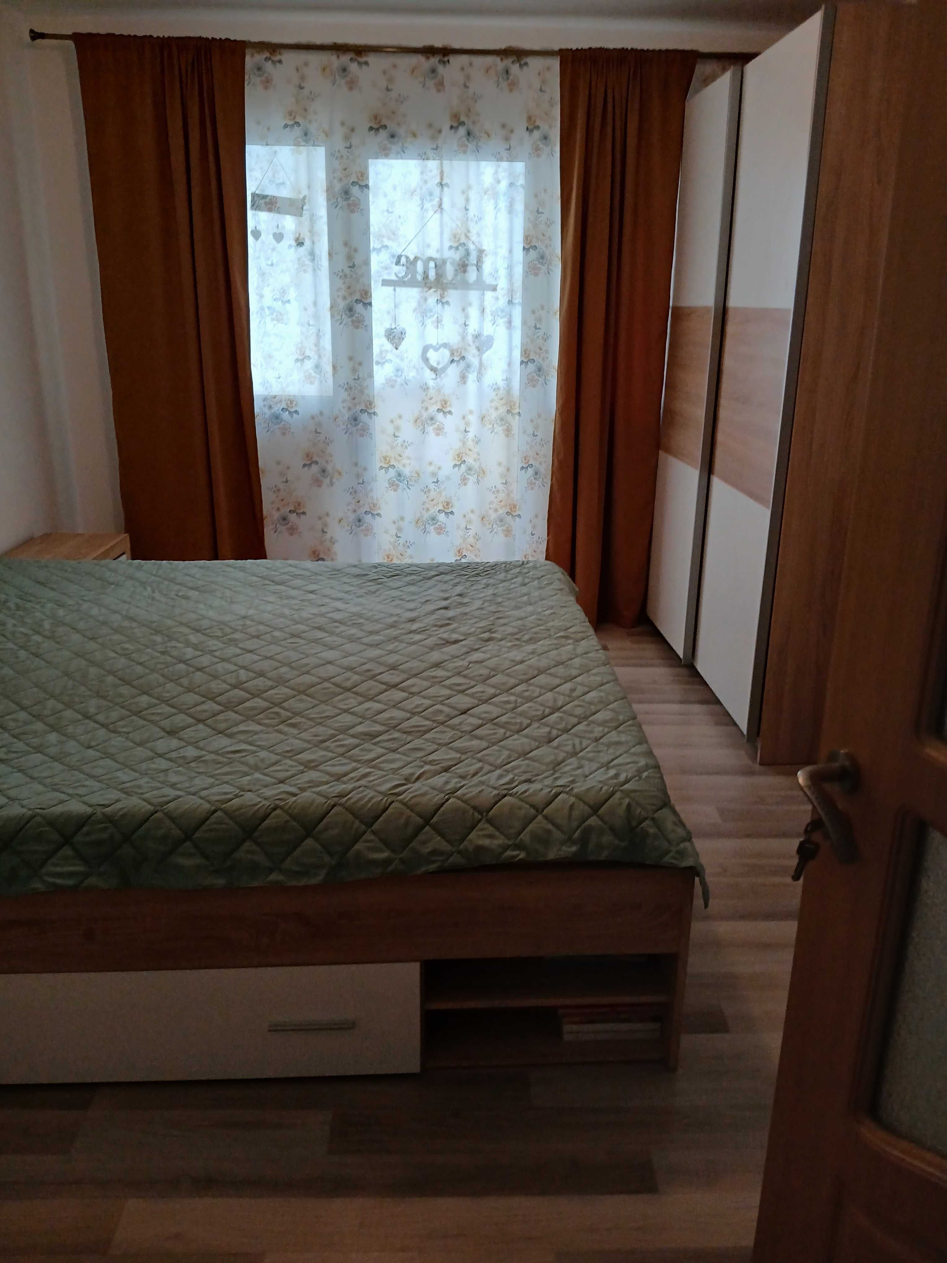 Vand apartament cu 2 camere Vulcan/Hunedoara