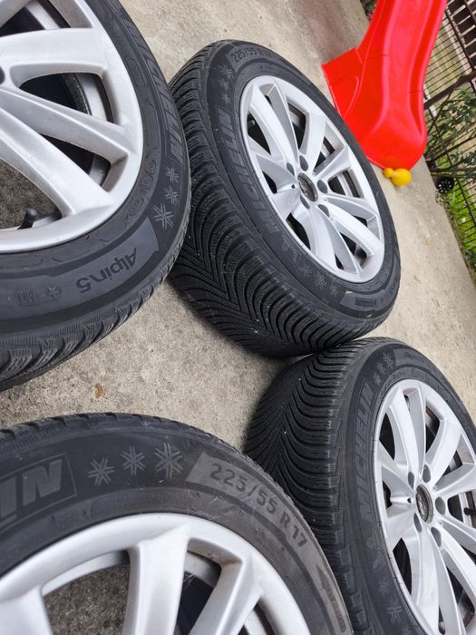 De vânzare set 4 anvelope de iarnă Michelin Alpin 5 cu jante aliaj