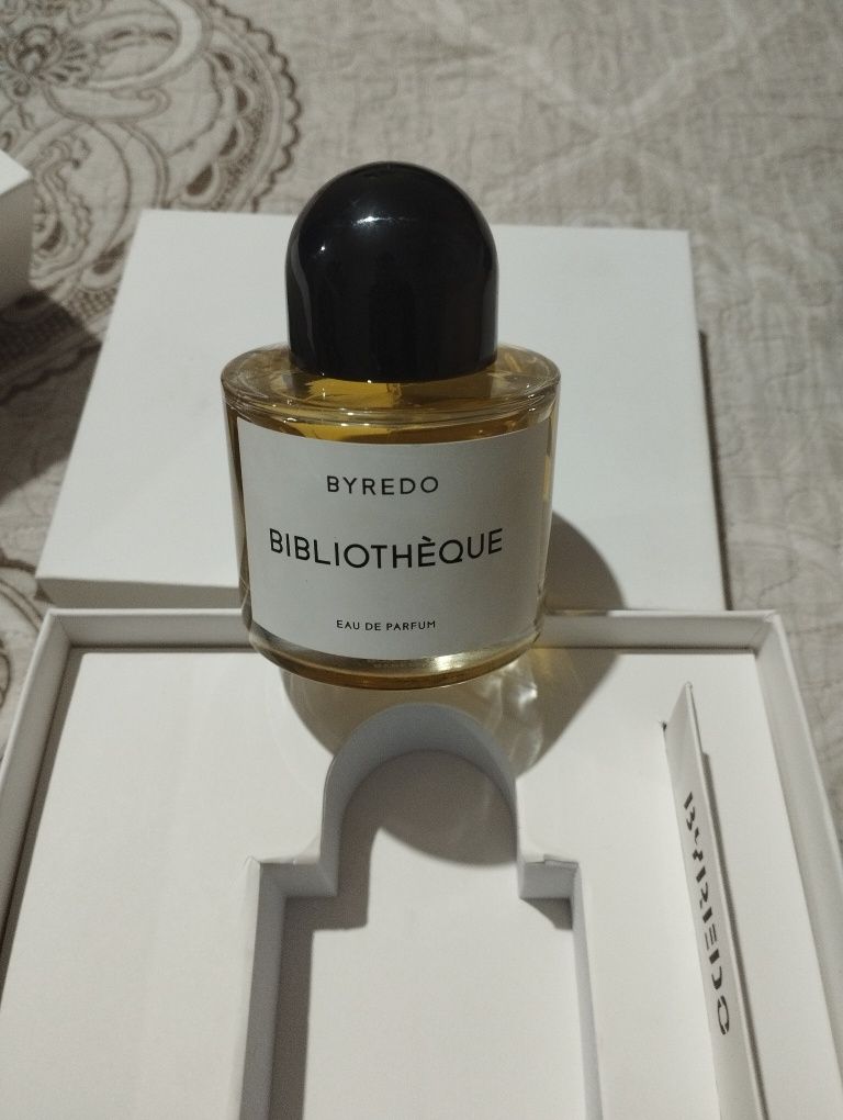Продам парфюмерия Byredo Biblotheque (унисекс)