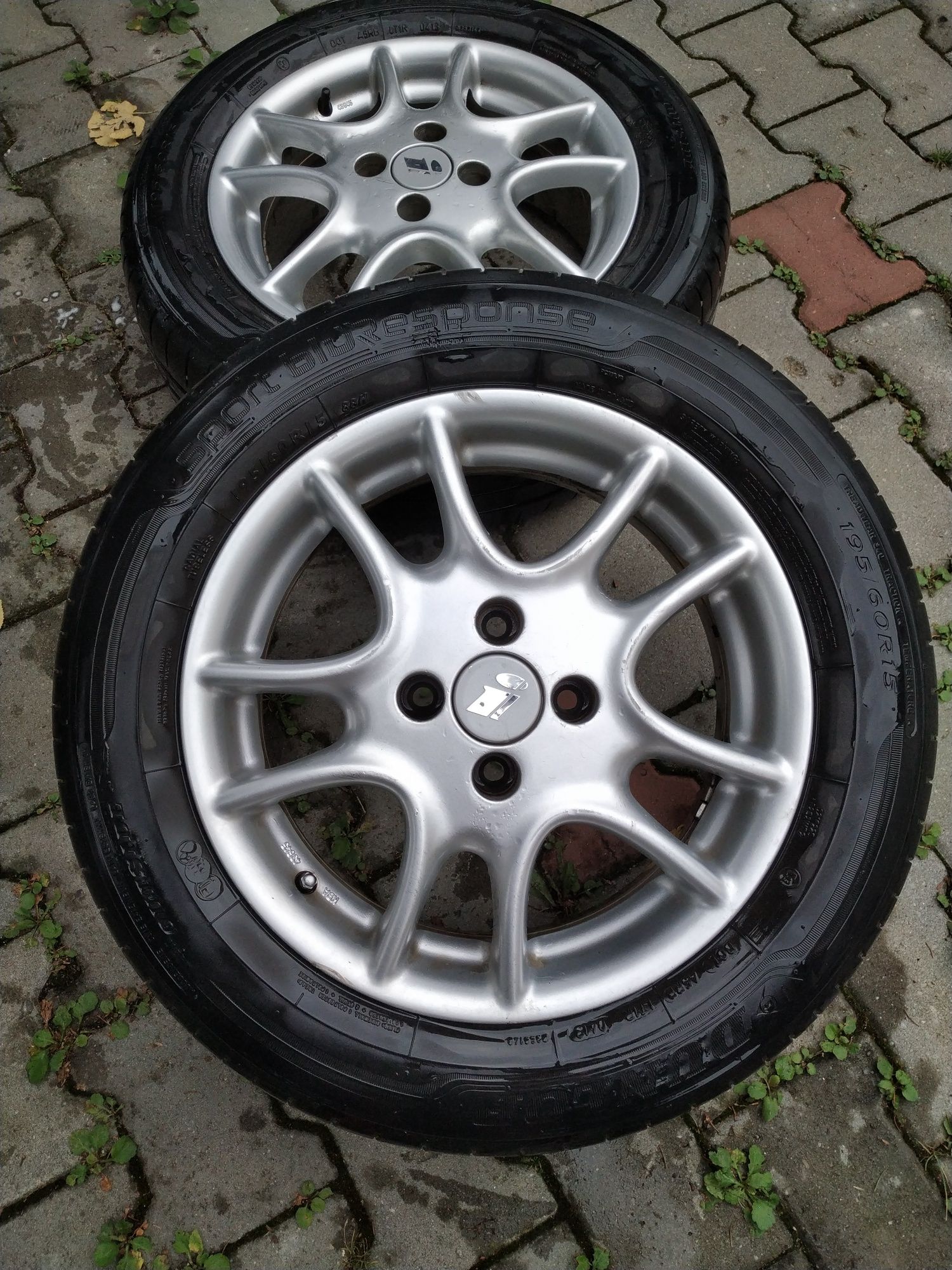 Jenti + Anvelope Opel 195/60 R15  2 buc