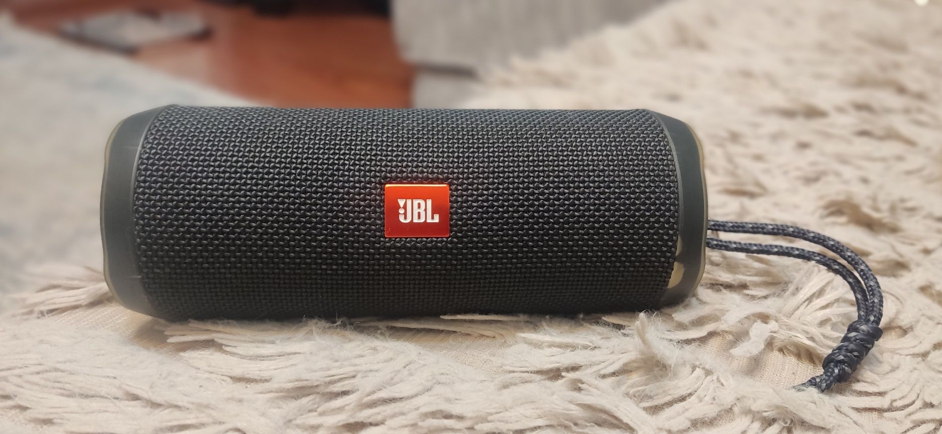 Оригинал. Фирменная портативная колонка JBL Flip 4.