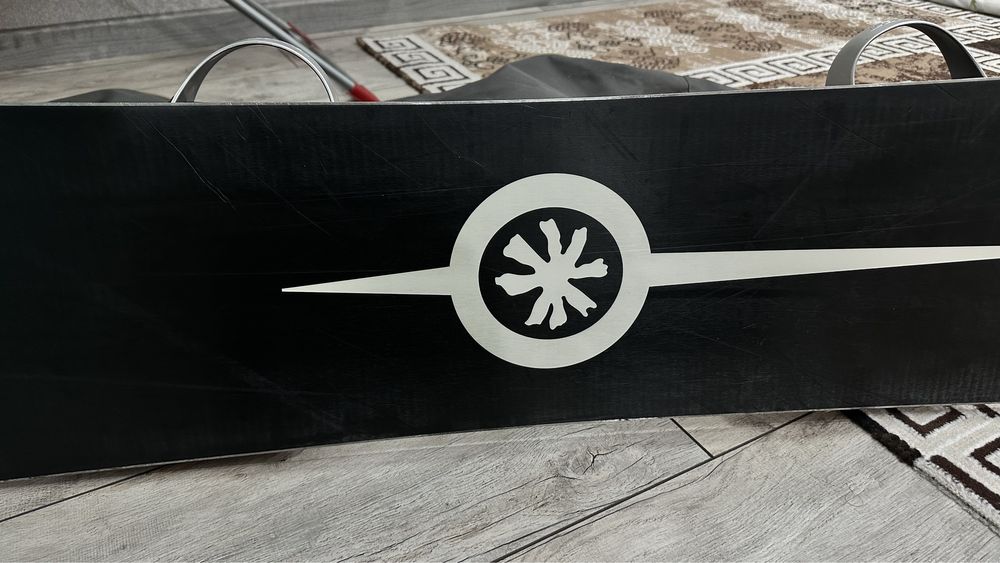 Продается сноуборд