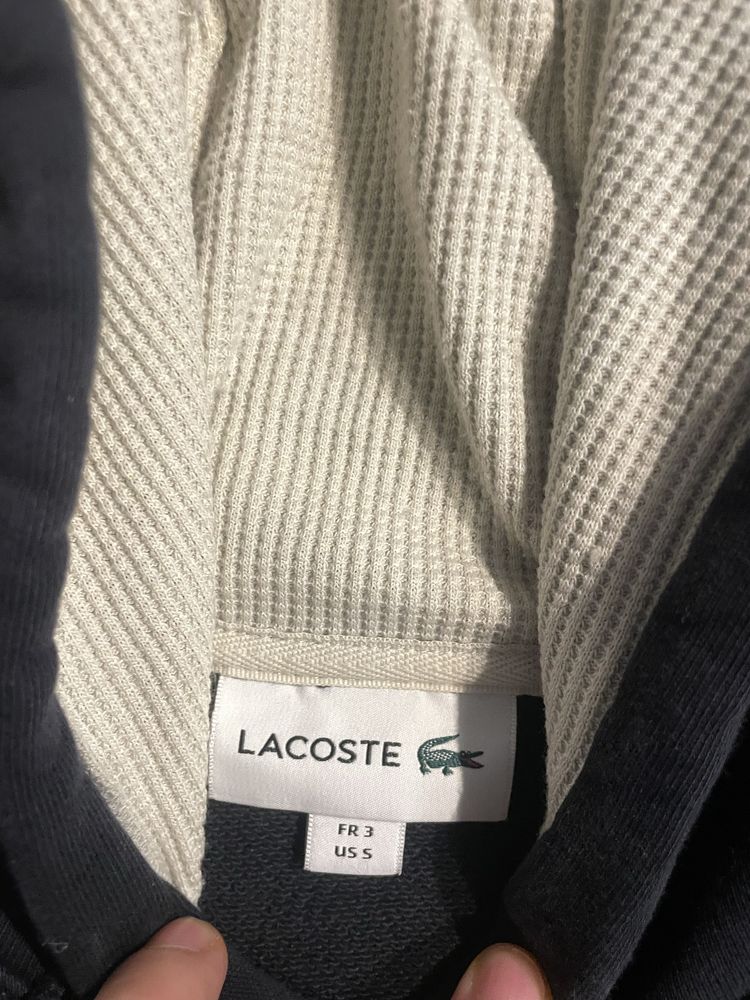 Lacoste суичър