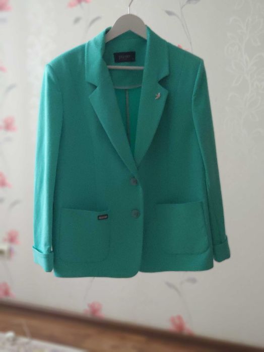 Продам пиджак женский