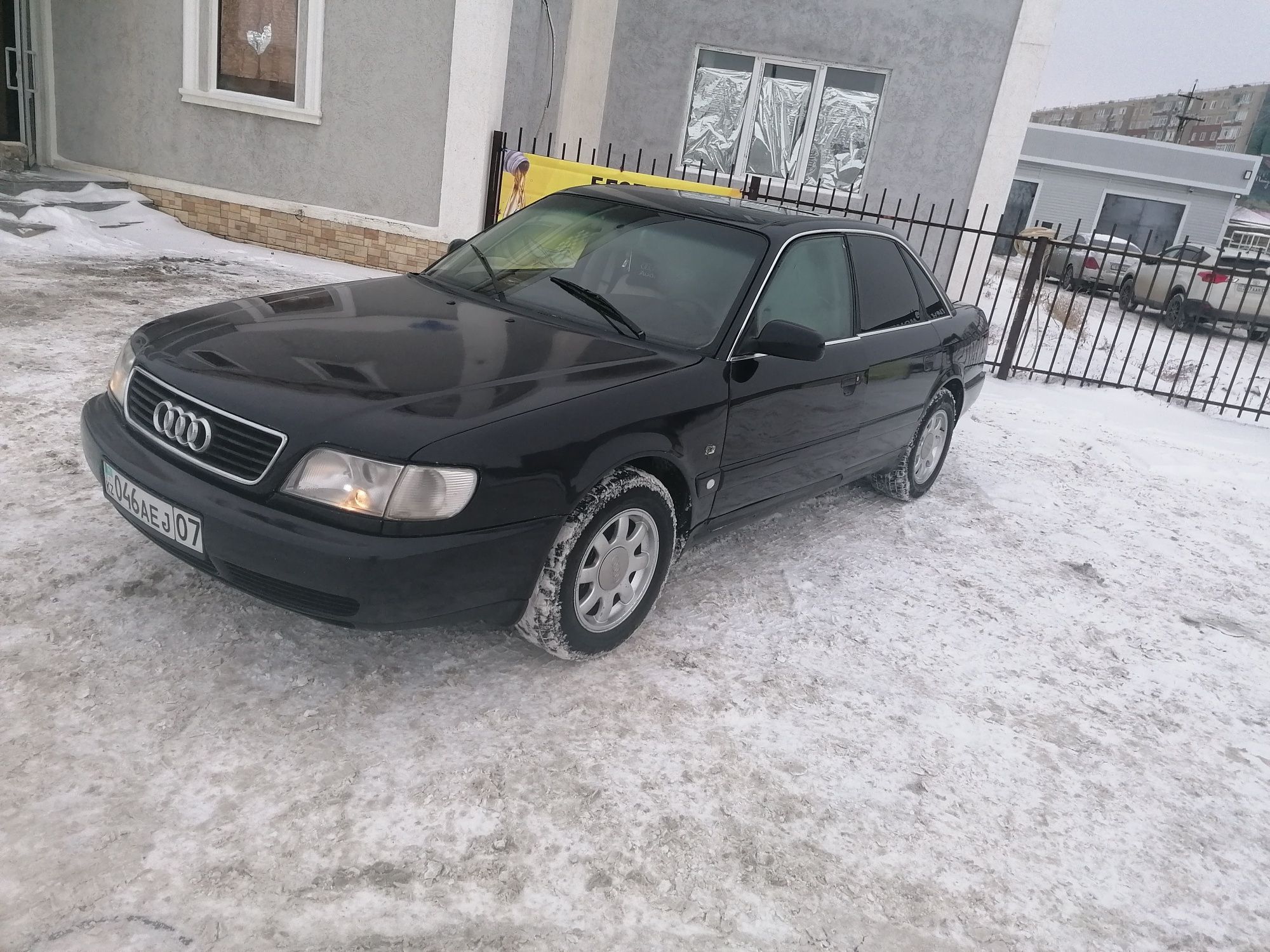 Продам Audi a6 c4