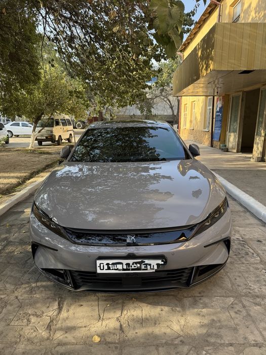 BYD HAN 2025 SMART 605