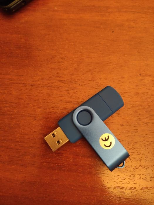 USB флешка 128гб