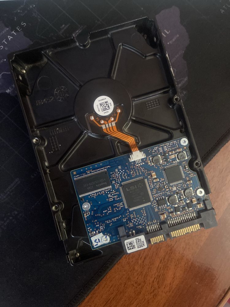 HGST жесткий память на 500гб