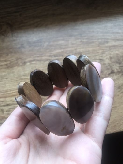 Комплект колие и гривна от СЕДЕФ