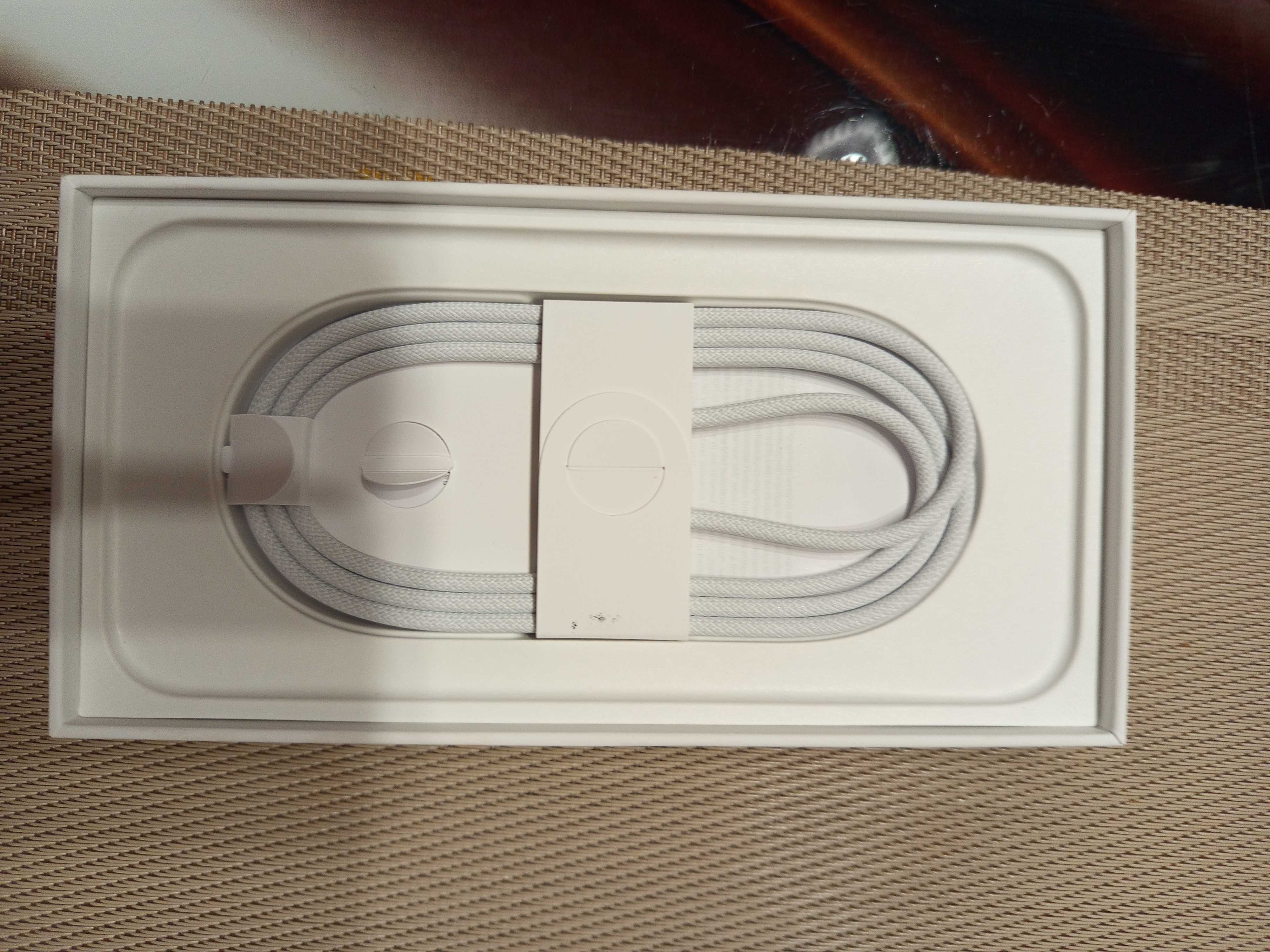iPhone 16 pro max-520GB  НОВ