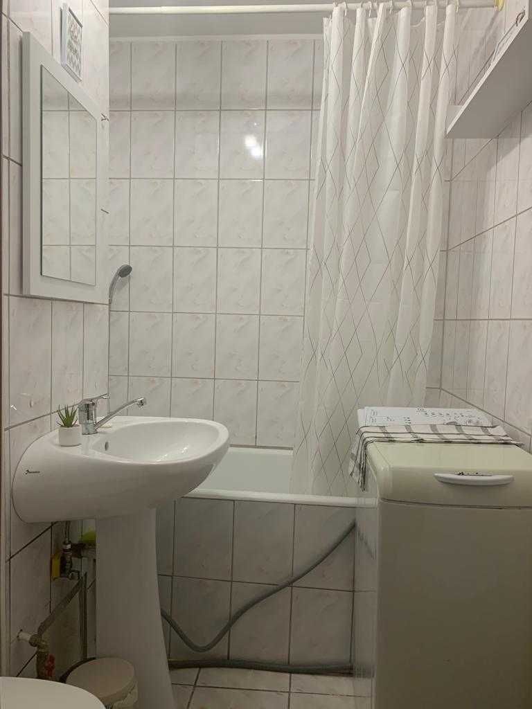 Inchiriez apartament 2 camere