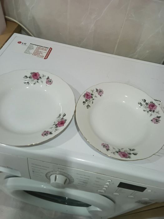 Продам две тарелки звоните