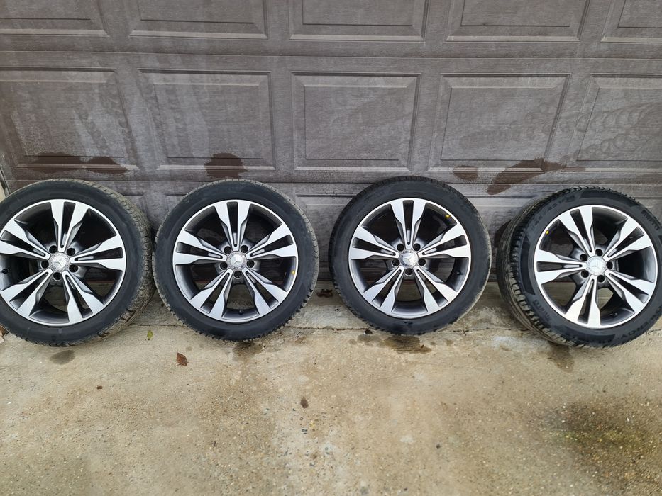 Set jante  bicolore  noi originale Mercedes R18 pentru model Vito Vian