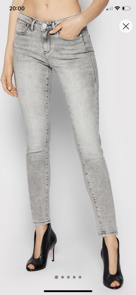 Дънки Guess,Mohito/XS