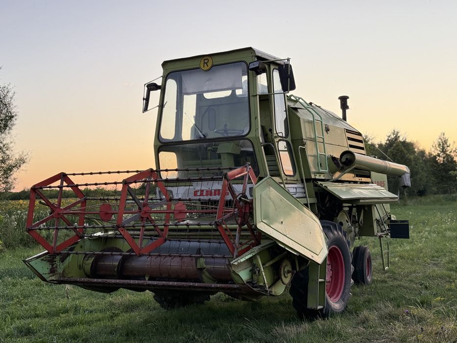 Combina CLAAS Senator funcțională, CLASS întreținută, gata de recoltă