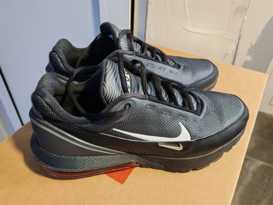 Nike air  маратонки 44 номер