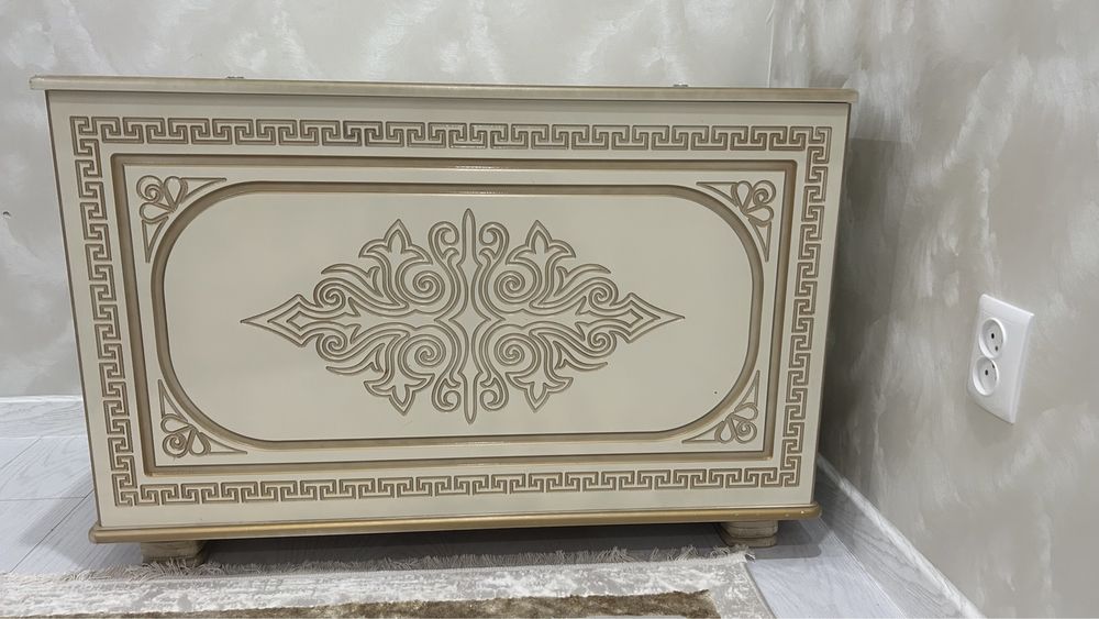 Сандық сатылады жүгімнен келген жағдайы жақсы сынығы жырығы жоқ