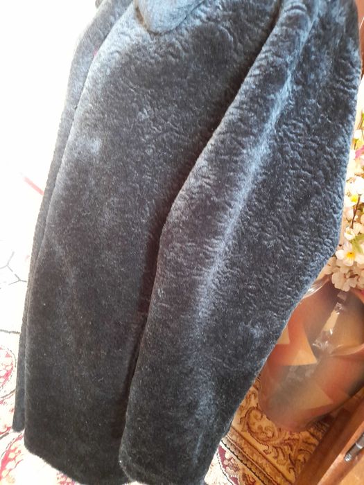 Palton dama tip urson, negru blana sintetica imitatie astrahan XL-XXL