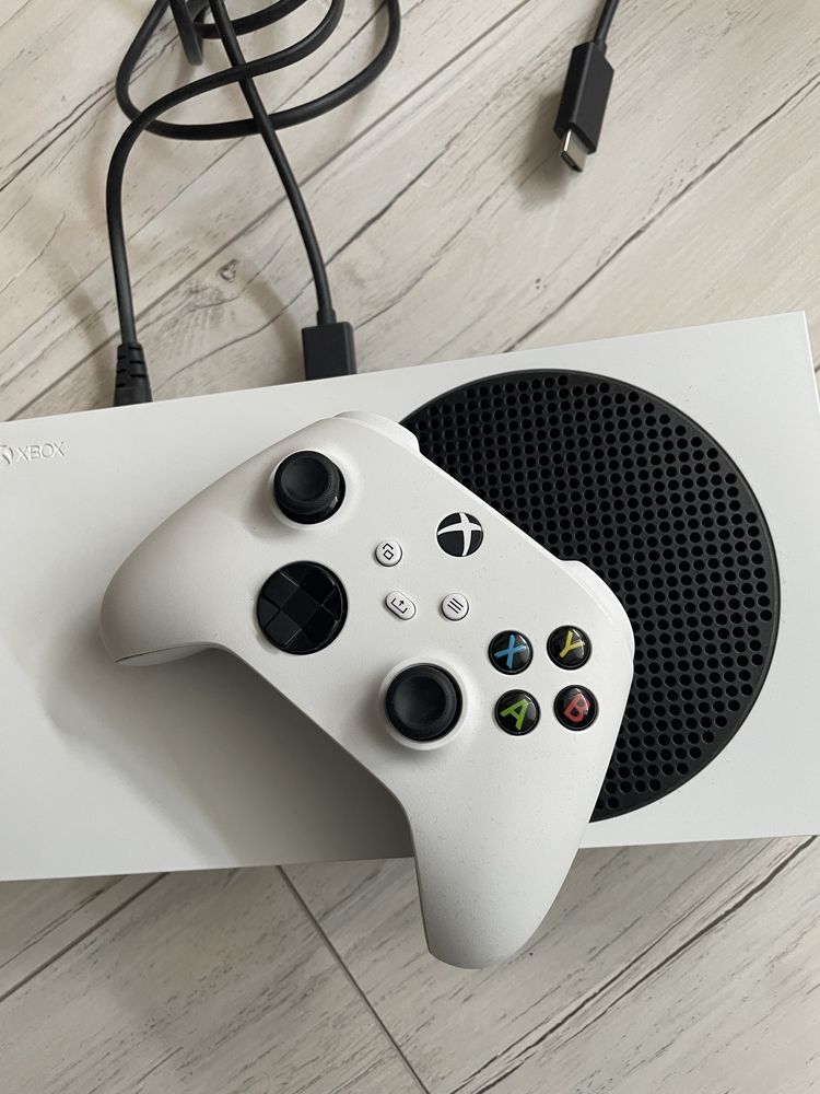 Xbox series s неразличим от нов