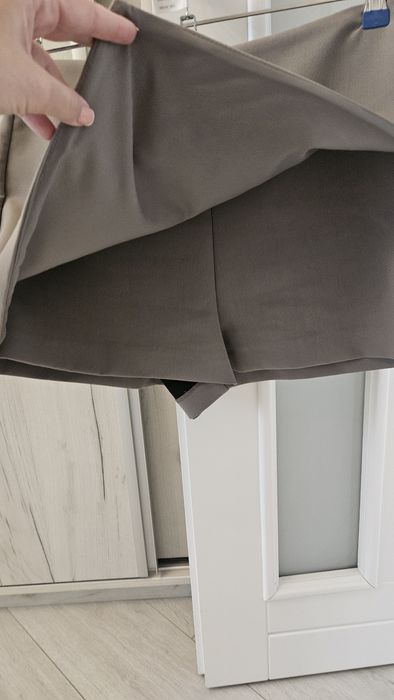 Fusta pantalon zara mas L